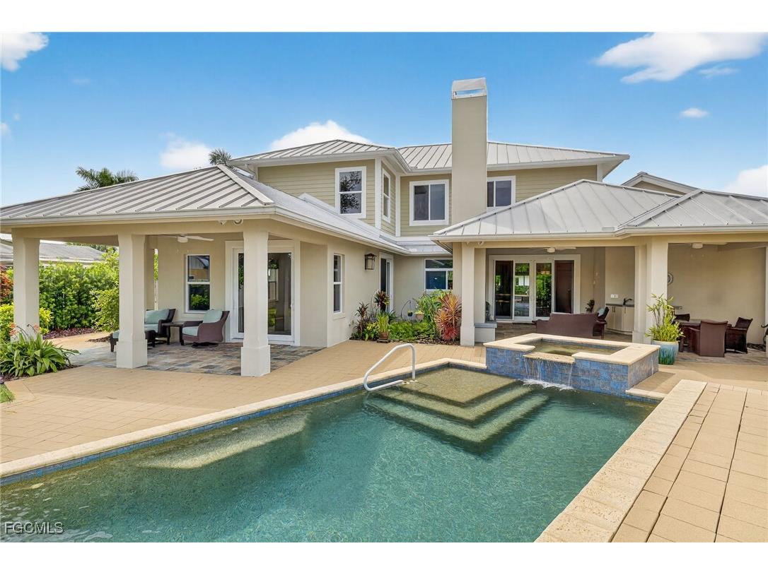 1321 Hanton Avenue Fort Myers FL 33901 2025010112 image2