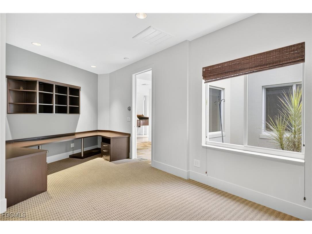 1321 Hanton Avenue Fort Myers FL 33901 2025010112 image25