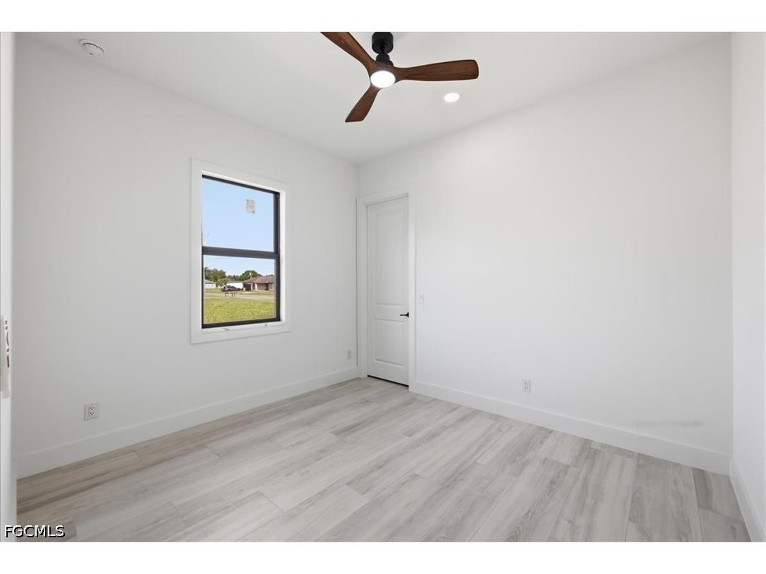 1321 NE 17th Terrace Cape Coral FL 33909 2026026924 image32