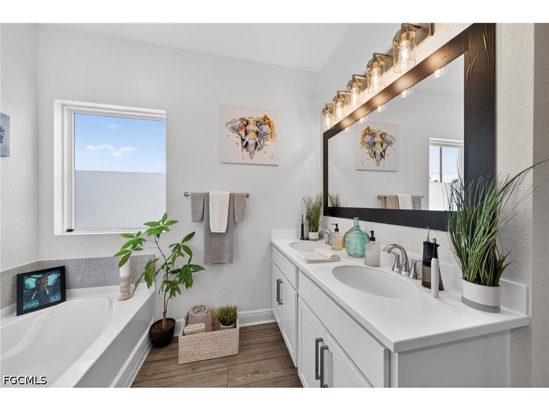1321 NW 42nd Avenue Cape Coral FL 33993 2026023616 image17