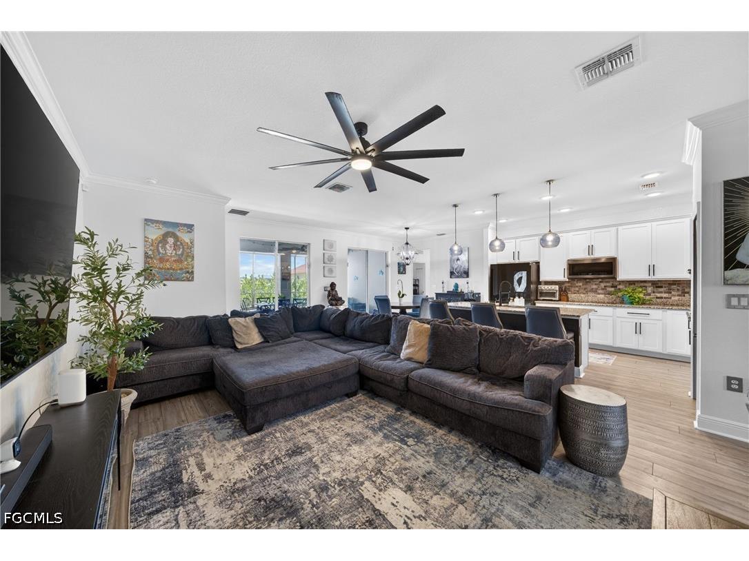 1321 NW 42nd Avenue Cape Coral FL 33993 2026023616 image3