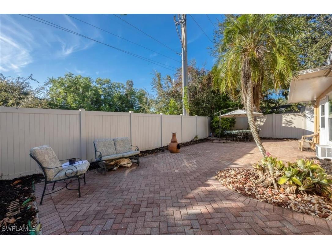 1321 Naples Lake Drive Naples FL 34104 225083162 image19