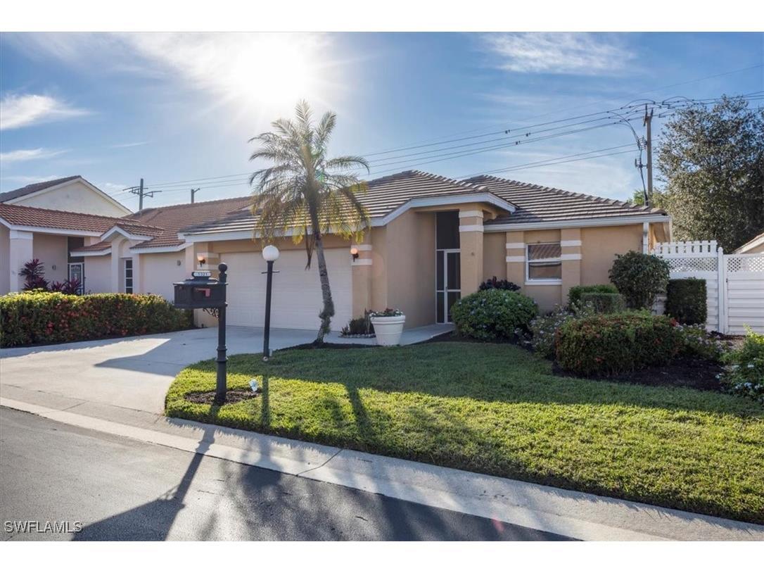 1321 Naples Lake Drive Naples FL 34104 225083162 image2