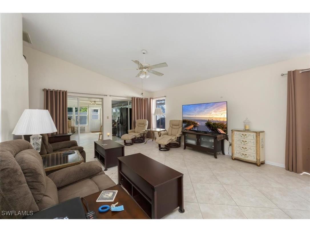 1321 Naples Lake Drive Naples FL 34104 225083162 image4