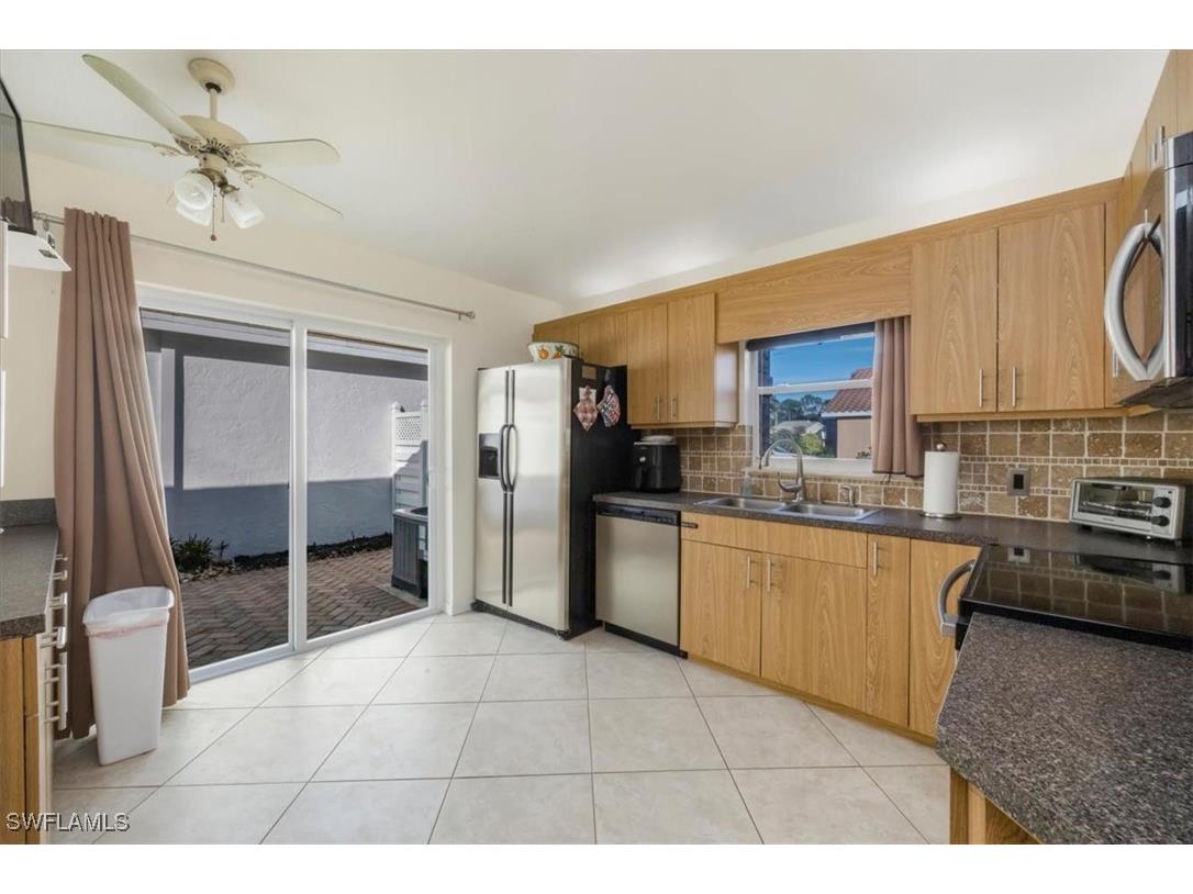 1321 Naples Lake Drive Naples FL 34104 225083162 image7