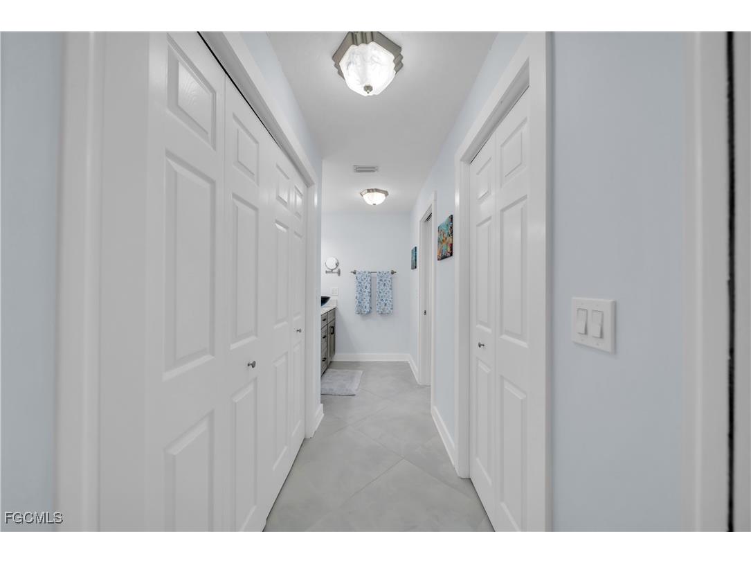 1321 SE 21st Lane Cape Coral FL 33990 2025012915 image11