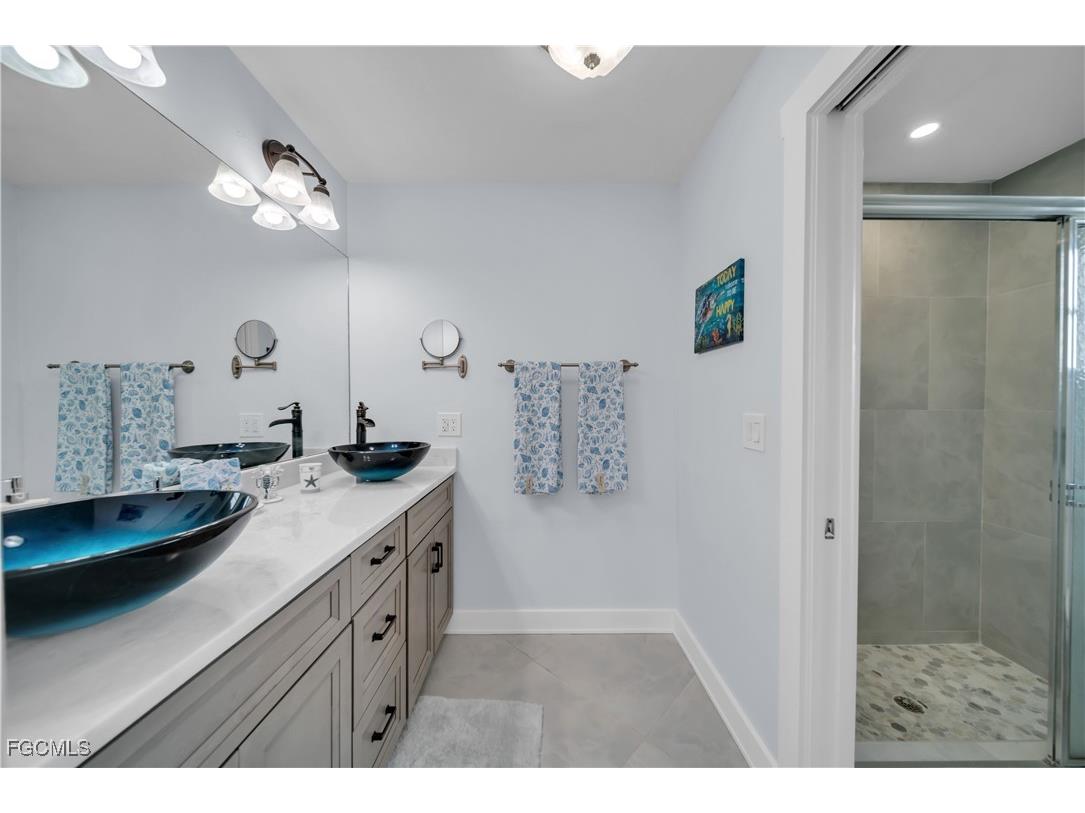 1321 SE 21st Lane Cape Coral FL 33990 2025012915 image13