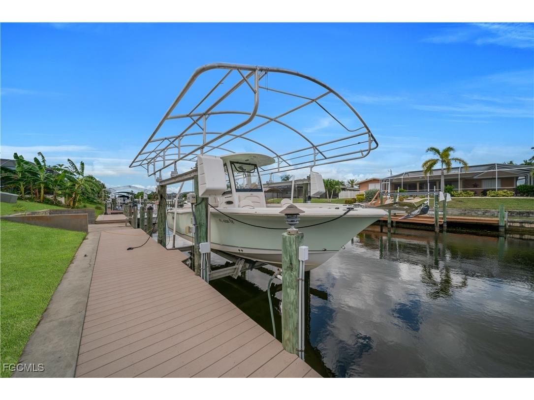 1321 SE 21st Lane Cape Coral FL 33990 2025012915 image36