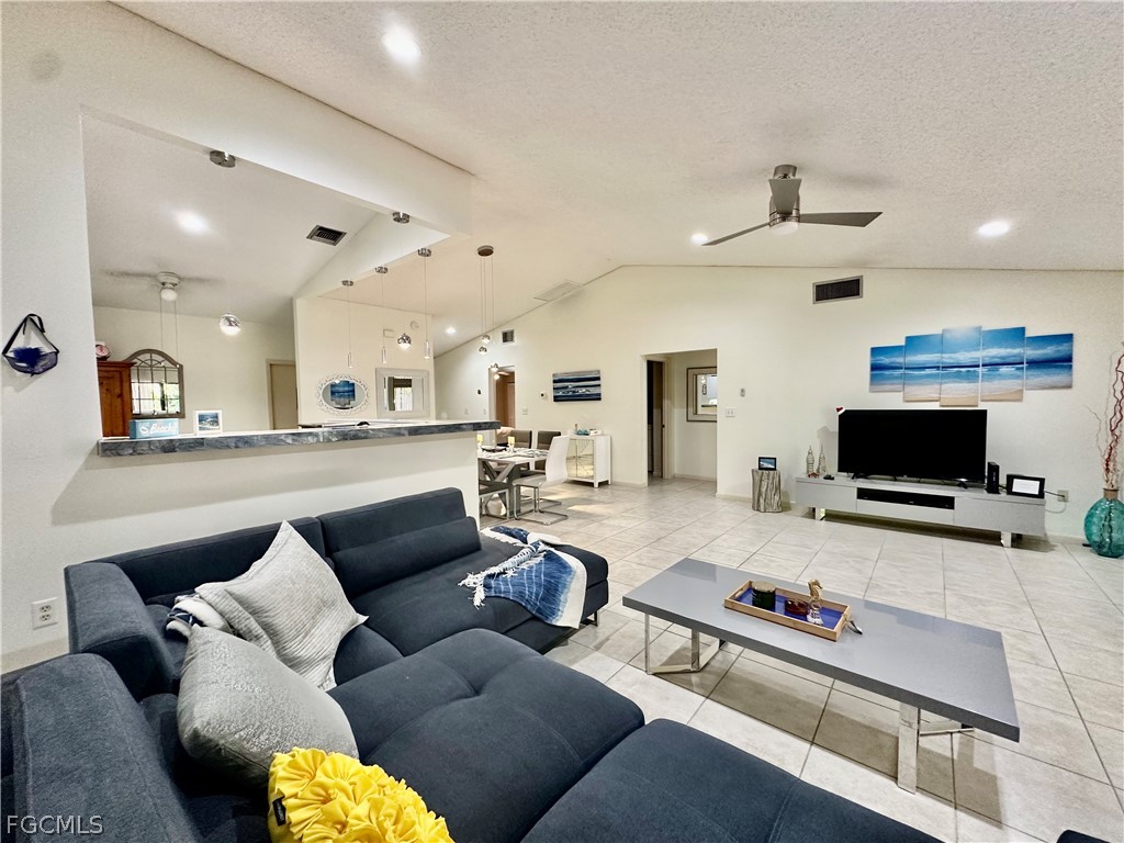 13212 Tall Pine Circle Fort Myers FL 33907 2026006801 image5