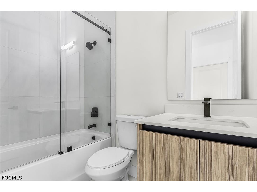 1322 NE 5th Place Cape Coral FL 33909 2026022908 image20
