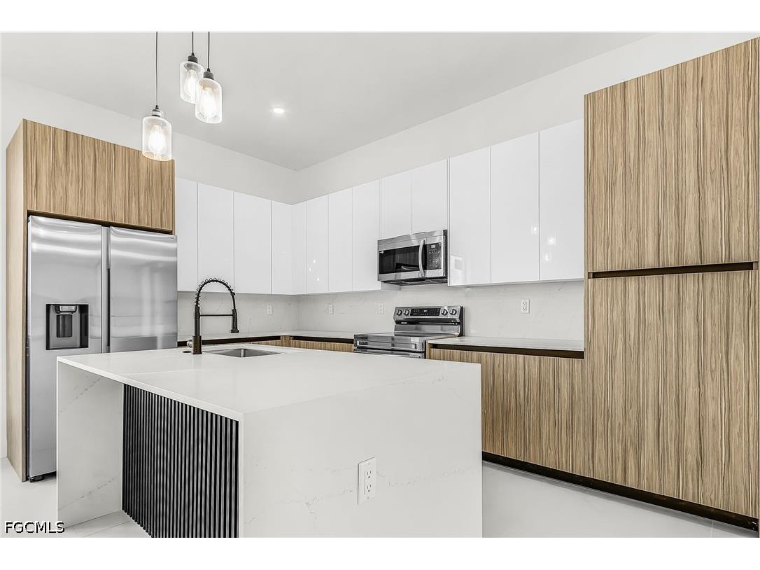 1322 NE 5th Place Cape Coral FL 33909 2026022908 image7