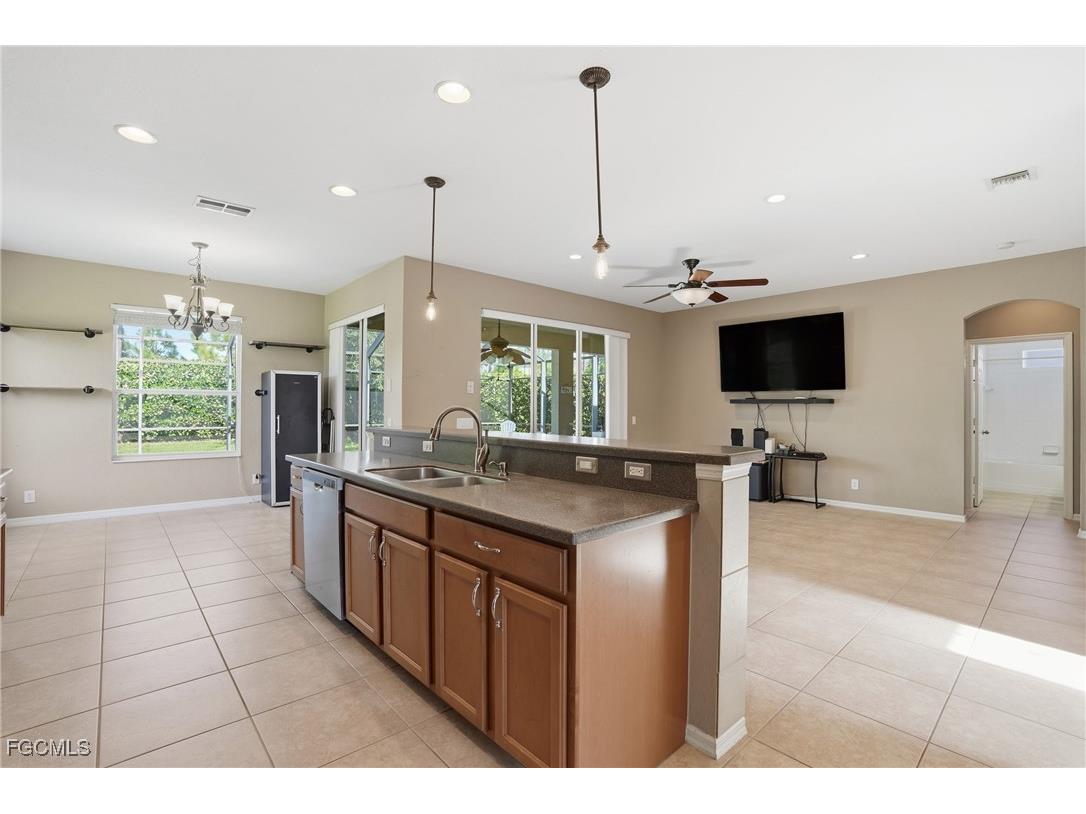 13229 Little Gem Circle Fort Myers FL 33913 2025018830 image12