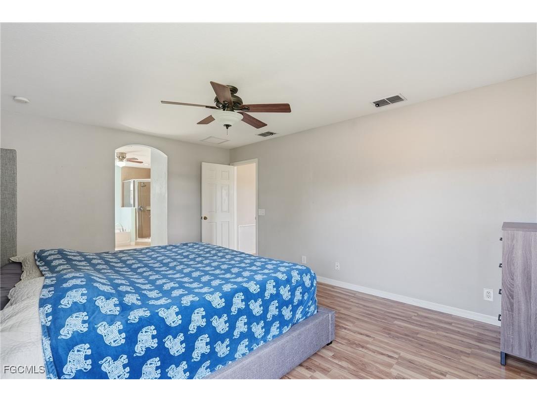 13229 Little Gem Circle Fort Myers FL 33913 2025018830 image33