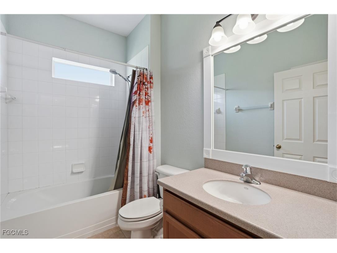 13229 Little Gem Circle Fort Myers FL 33913 2025018830 image40