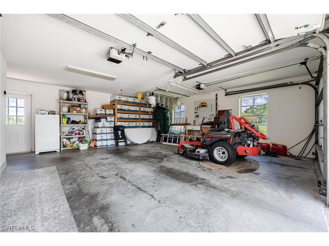 1323 Frontier Circle Labelle FL 33935 223037212 image40