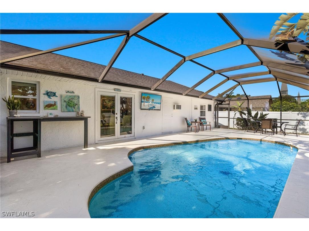 1323 Piper Boulevard Naples FL 34110 224048643 image1