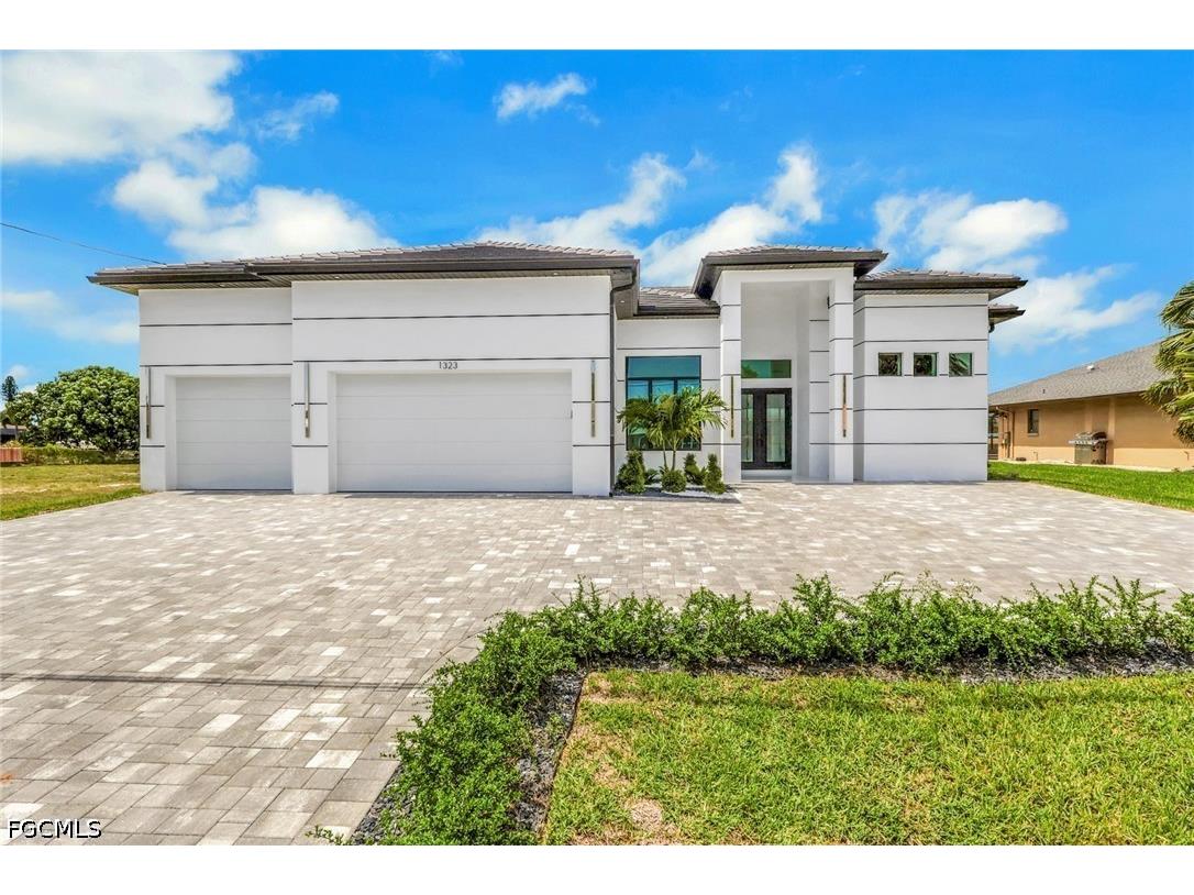 1323 SE 17th Street Cape Coral FL 33990 2026027525 image1
