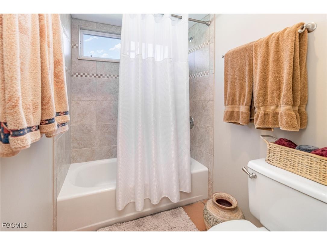 1323 SW 27th Terrace Cape Coral FL 33914 2025016733 image15