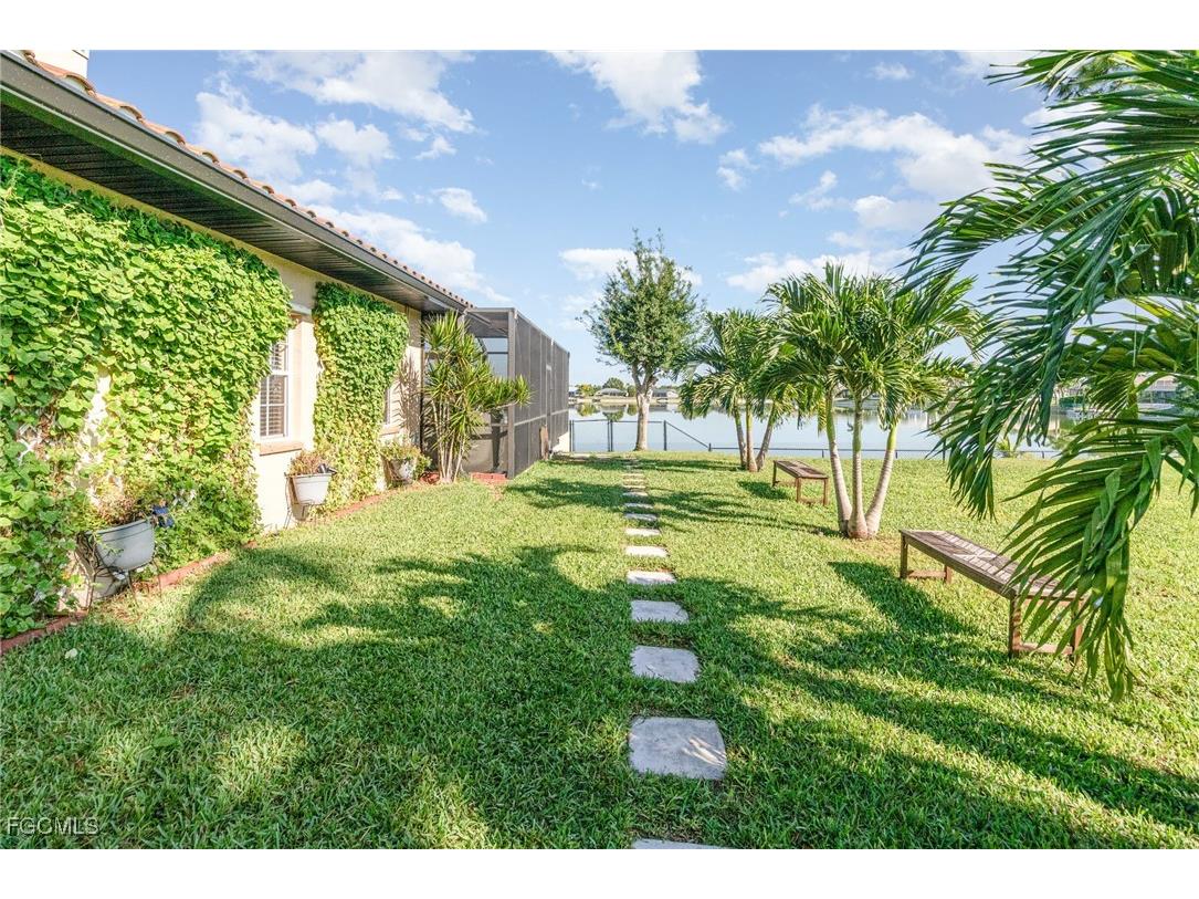 1323 SW 27th Terrace Cape Coral FL 33914 2025016733 image26