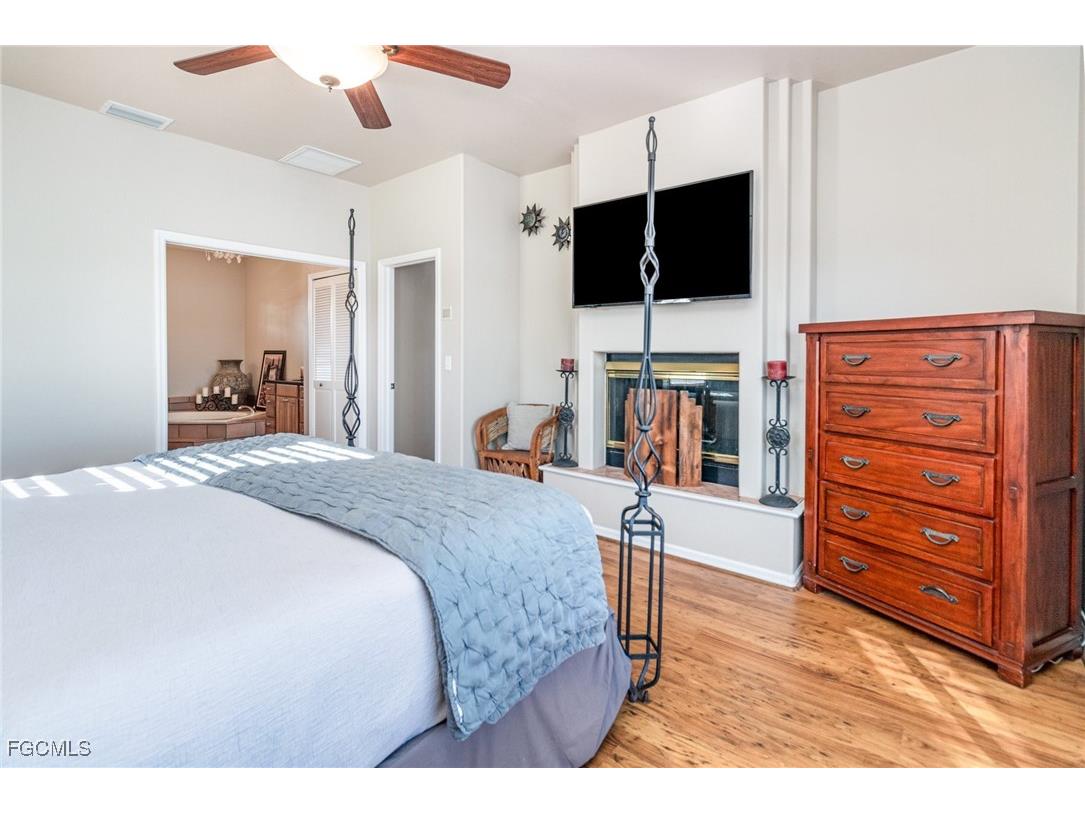 1323 SW 27th Terrace Cape Coral FL 33914 2026000045 image15