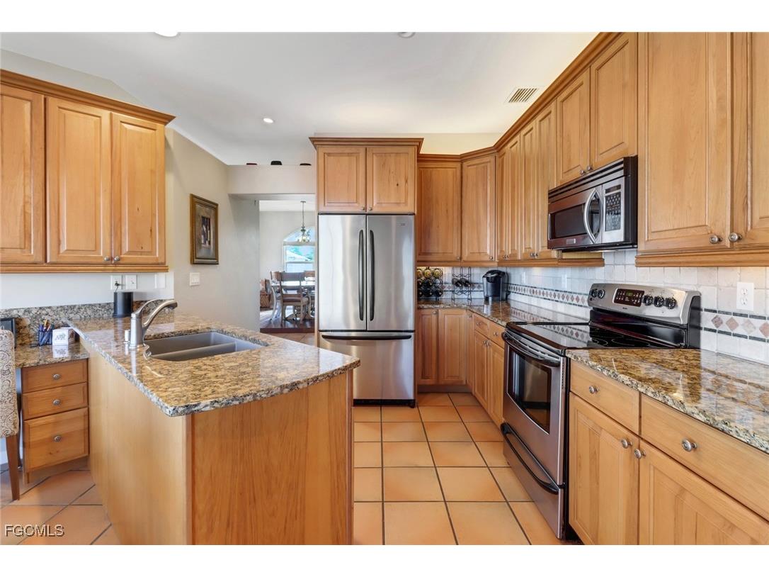 1323 SW 27th Terrace Cape Coral FL 33914 2026000045 image2