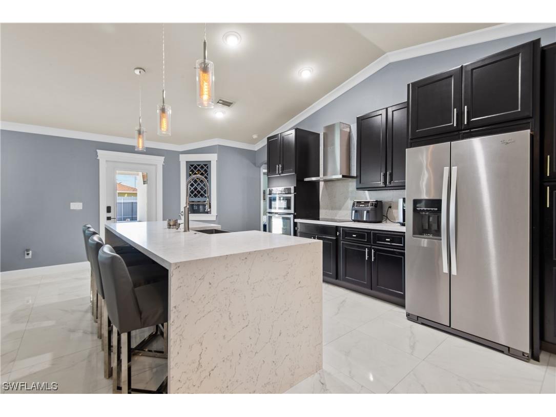 1323 SW 4th Avenue Cape Coral FL 33991 223068182 image1