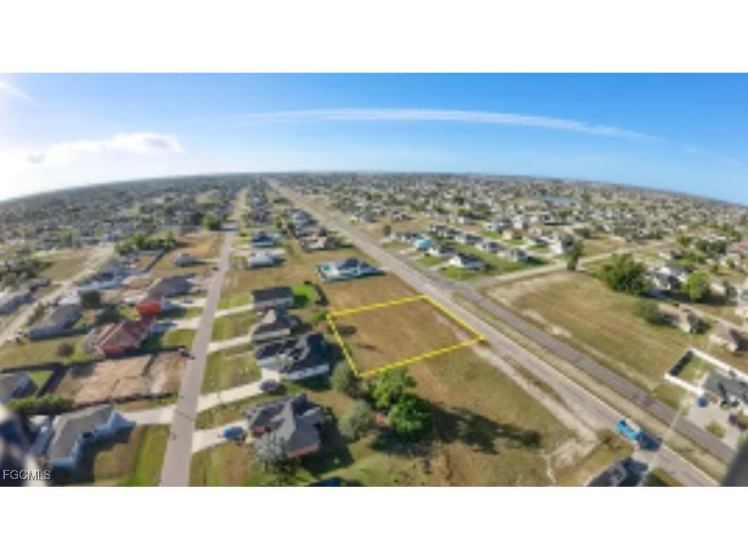 1323 Santa Barbara Boulevard N Cape Coral FL 33993 2025024519 image4