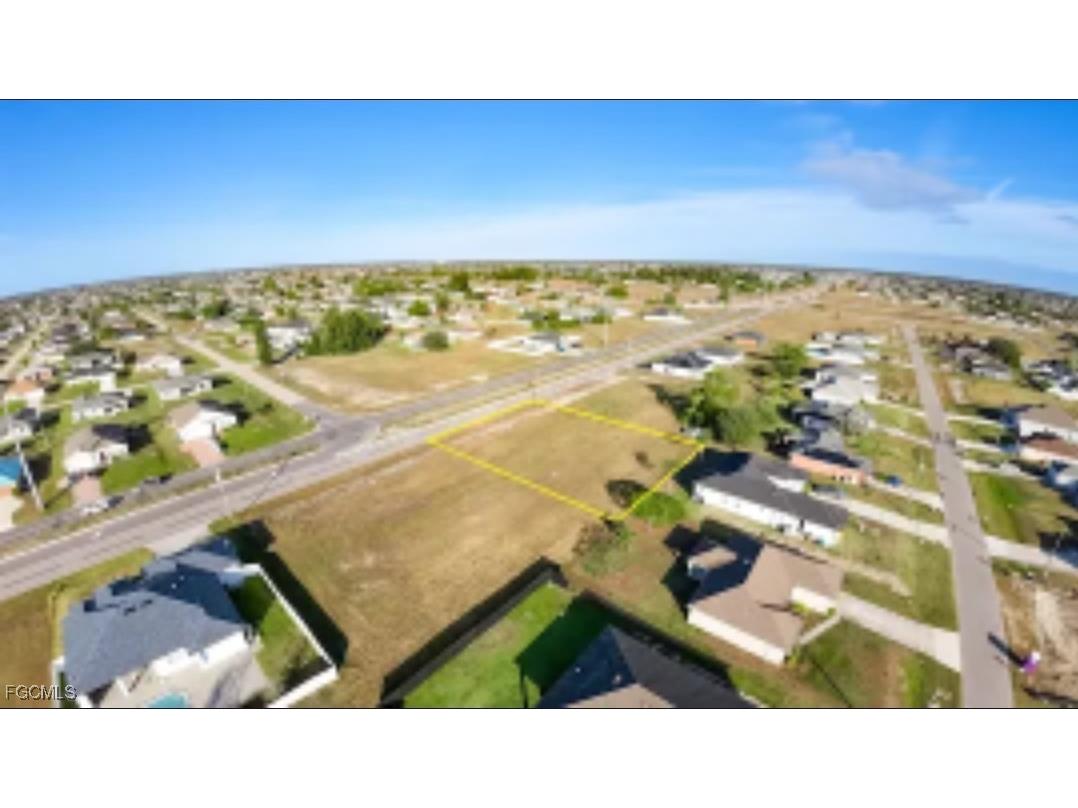 1323 Santa Barbara Boulevard N Cape Coral FL 33993 2025024519 image5