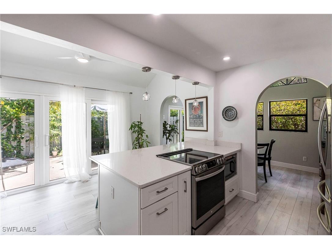 1323 Solana Road #K2 Naples FL 34103 225072633 image12