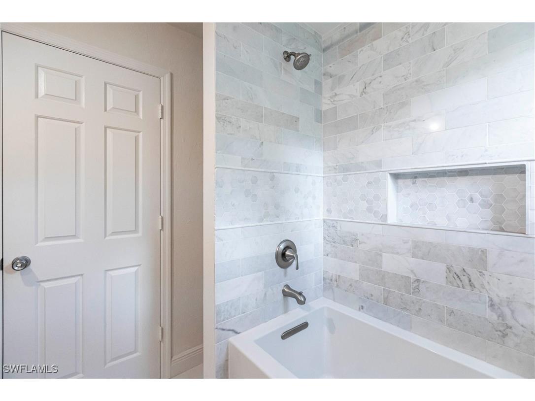 1323 Solana Road #K2 Naples FL 34103 225072633 image26