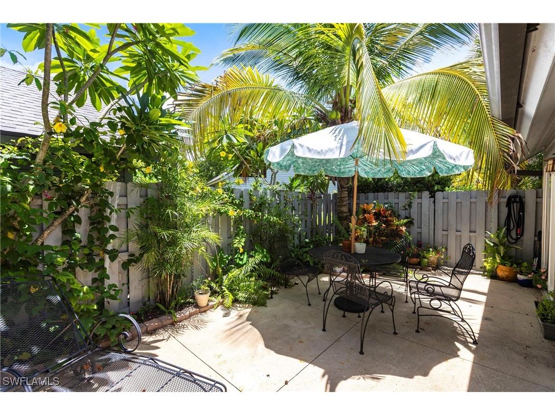 1323 Solana Road #K2 Naples FL 34103 225072633 image28