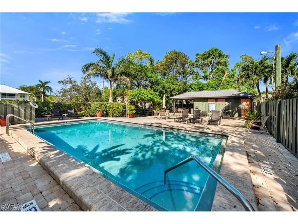 1323 Solana Road #K2 Naples FL 34103 225072633 image40