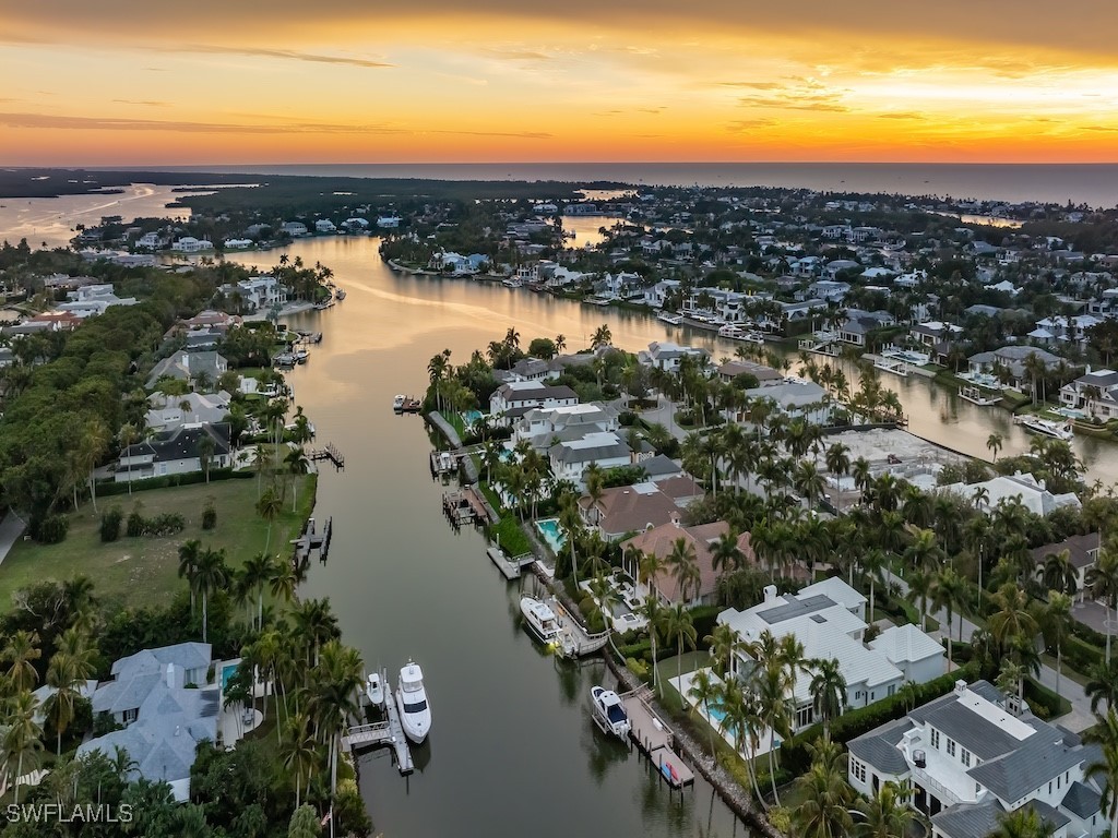 1323 Spyglass Lane Naples FL 34102 224092421 image1