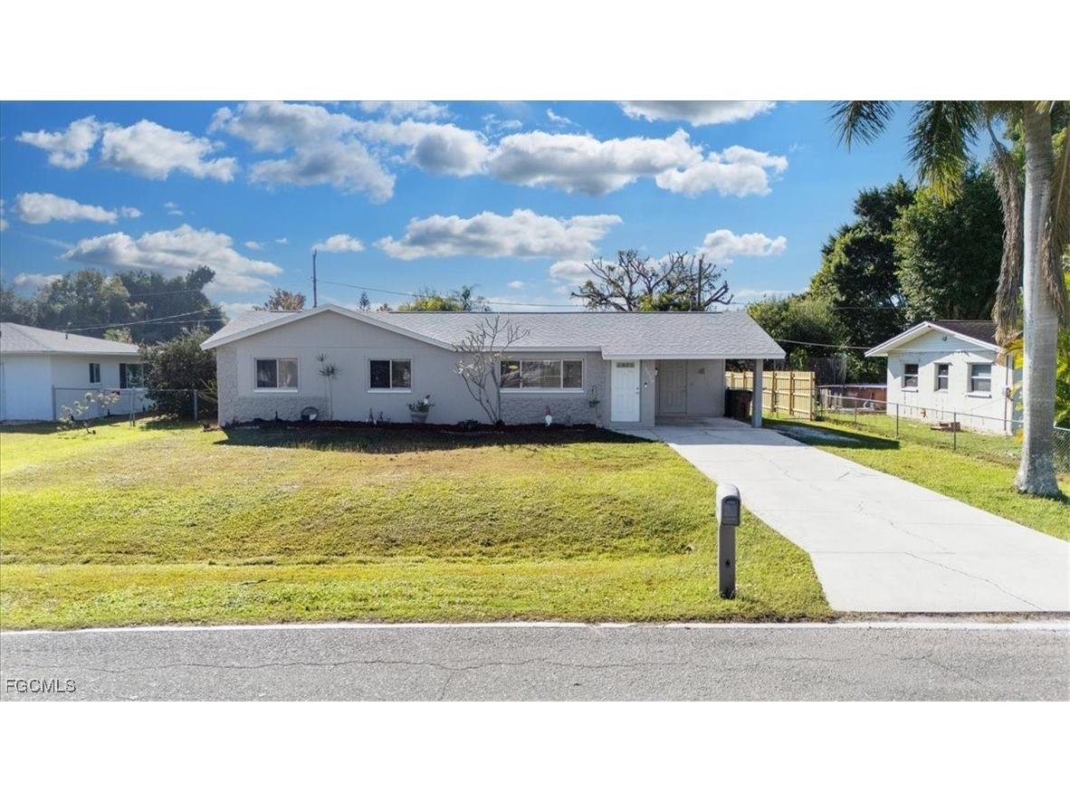 13239 Caribbean Boulevard Fort Myers FL 33905 2025022653 image3