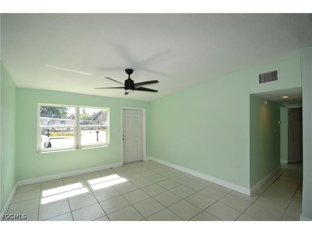 1324 Brookhill Drive Fort Myers FL 33916 2026019147 image3