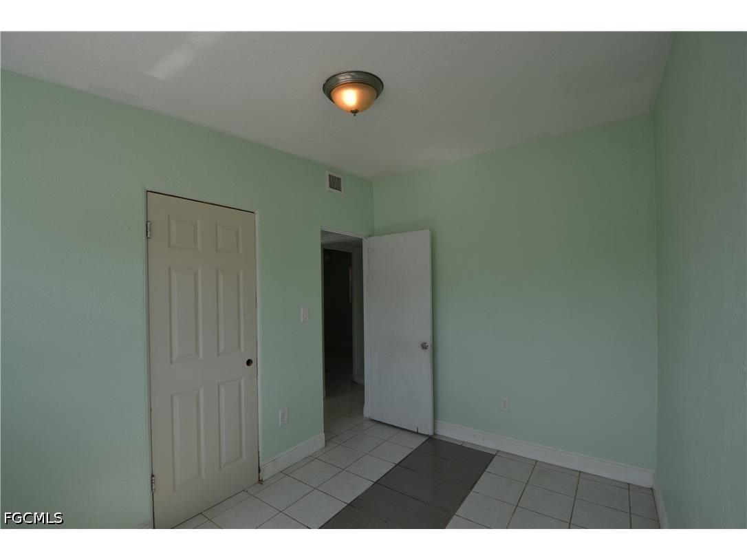 1324 Brookhill Drive Fort Myers FL 33916 2026019147 image7