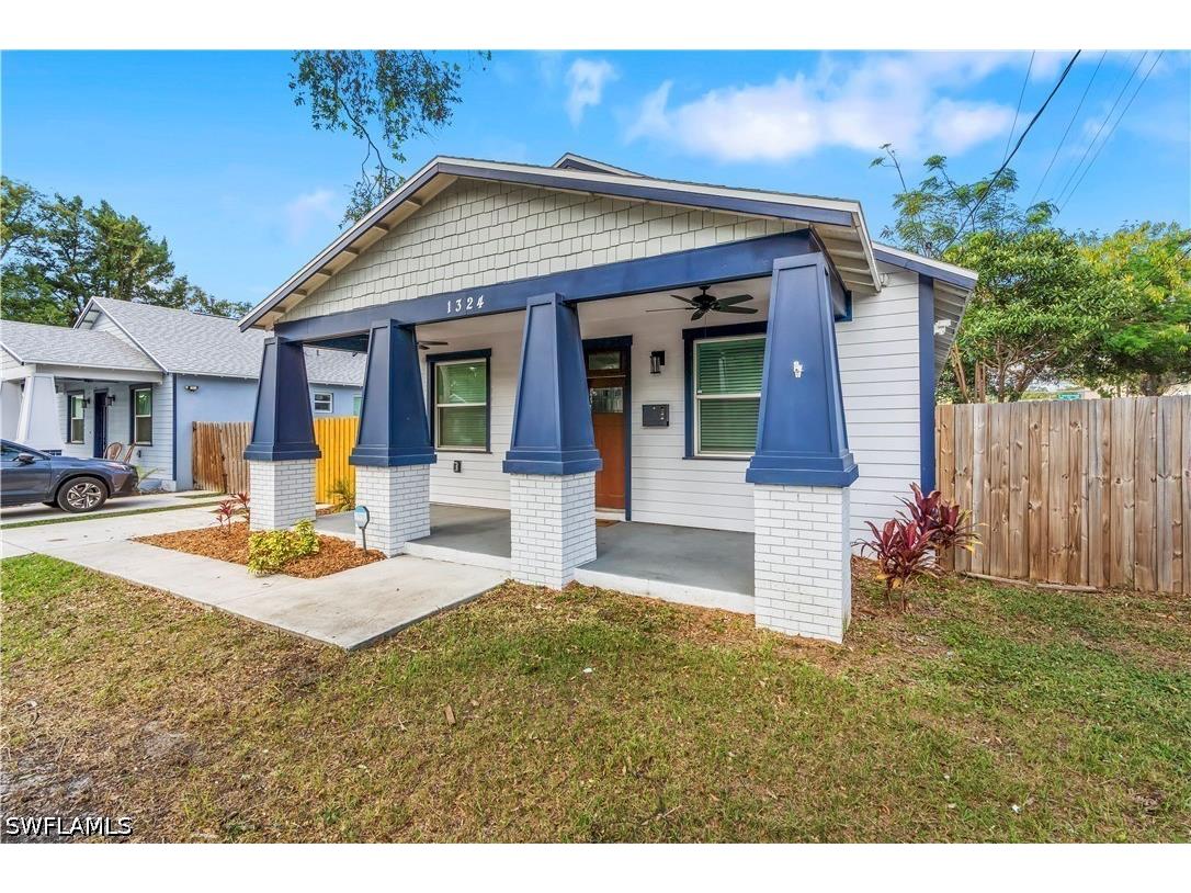 1324 E Giddens Avenue Tampa FL 33603 226012671 image2