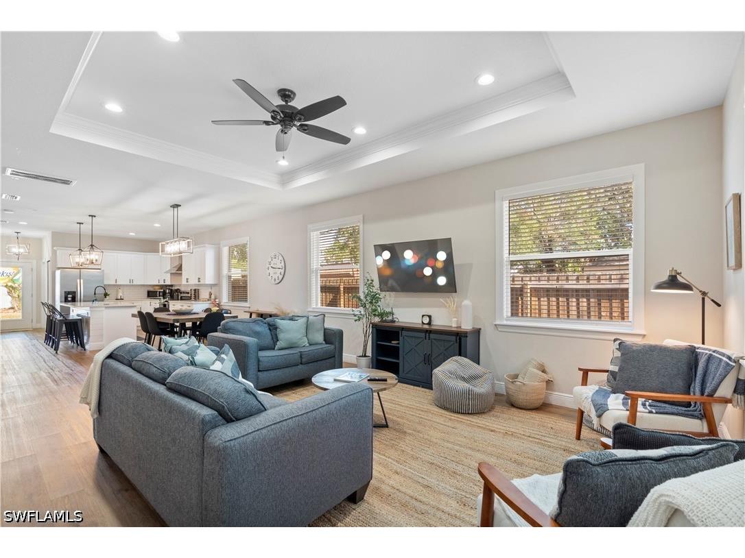1324 E Giddens Avenue Tampa FL 33603 226012671 image3