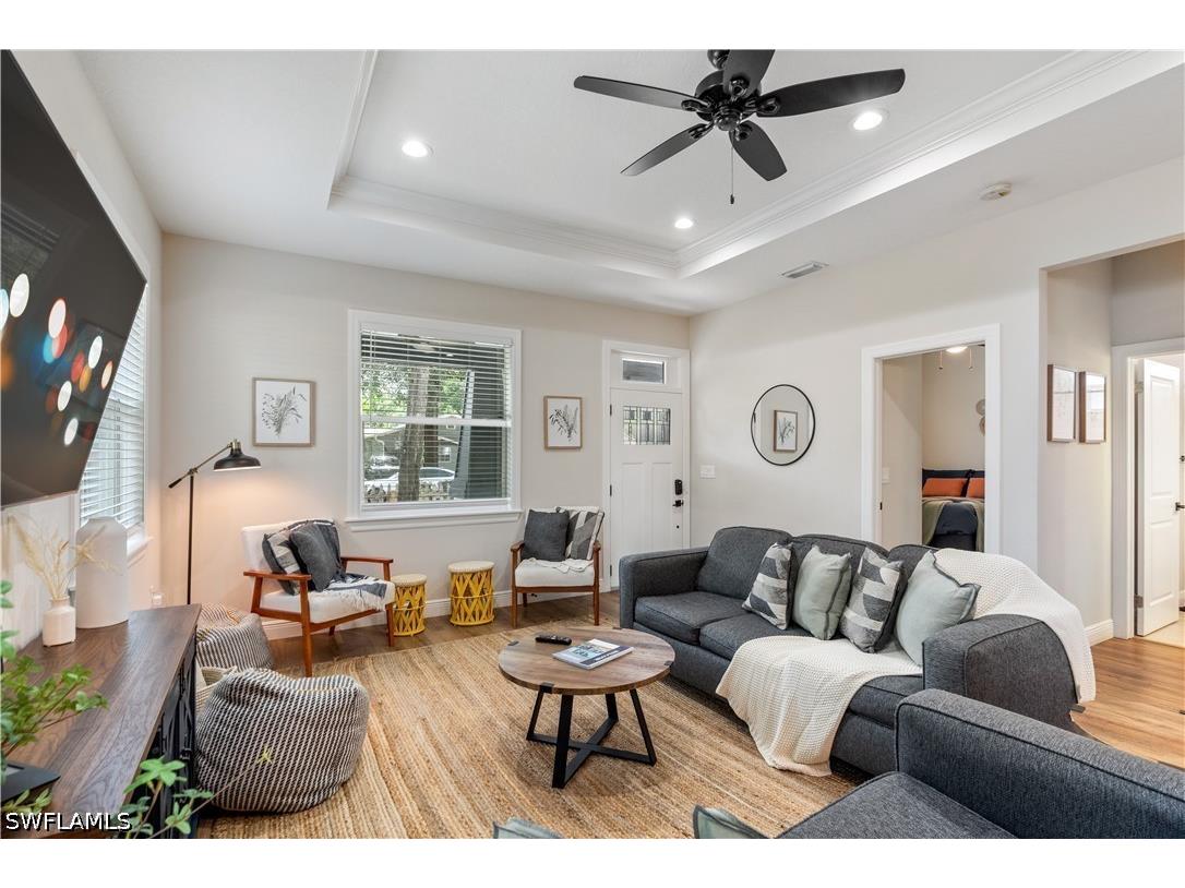 1324 E Giddens Avenue Tampa FL 33603 226012671 image7