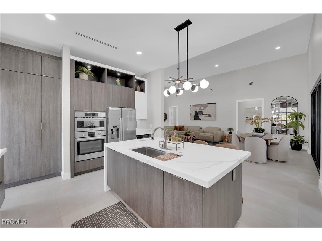 1324 Longwood Drive Fort Myers FL 33919 2025016536 image18