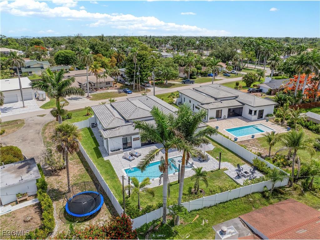 1324 Longwood Drive Fort Myers FL 33919 2025016536 image8