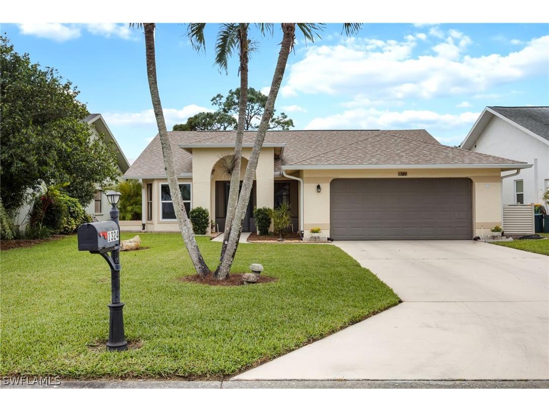 1324 Monarch Circle Naples FL 34116 226012086 image1