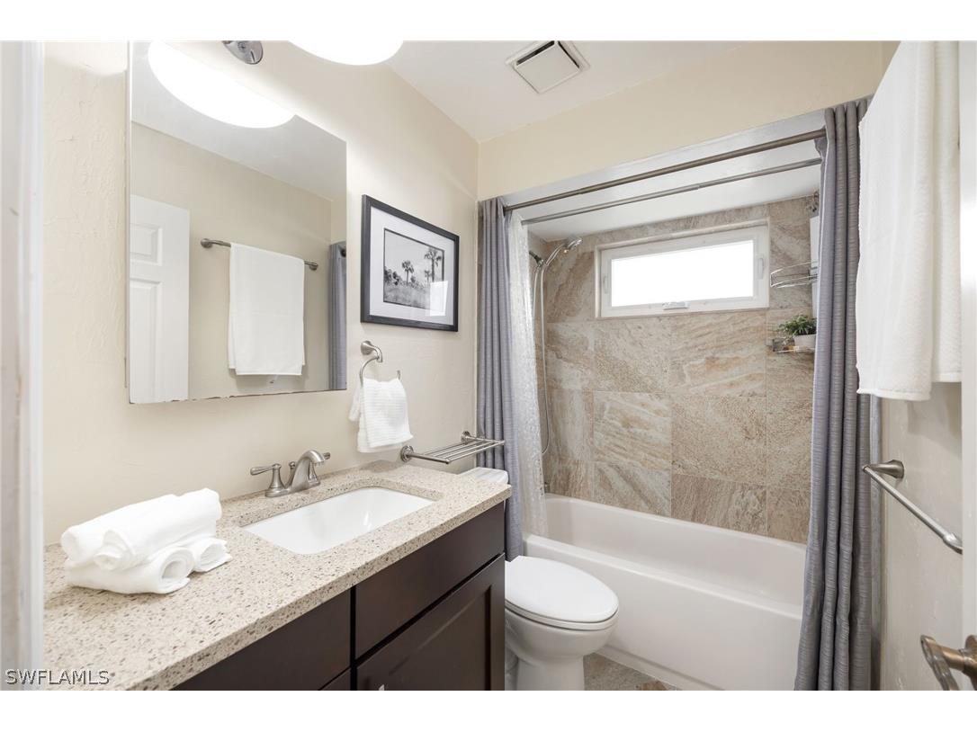 1324 Monarch Circle Naples FL 34116 226012086 image14