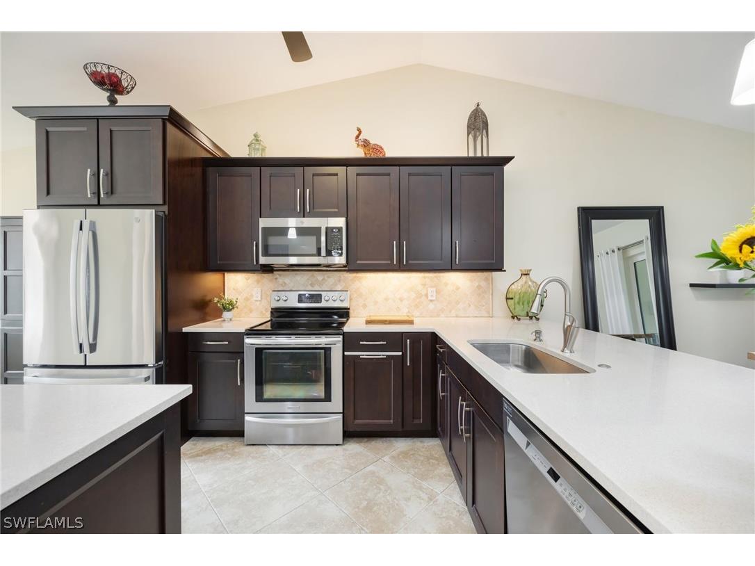 1324 Monarch Circle Naples FL 34116 226012086 image6