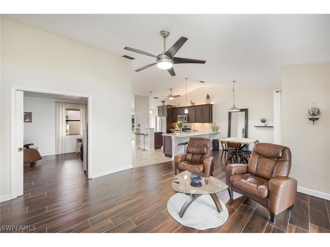 1324 Monarch Circle Naples FL 34116 226012086 image9