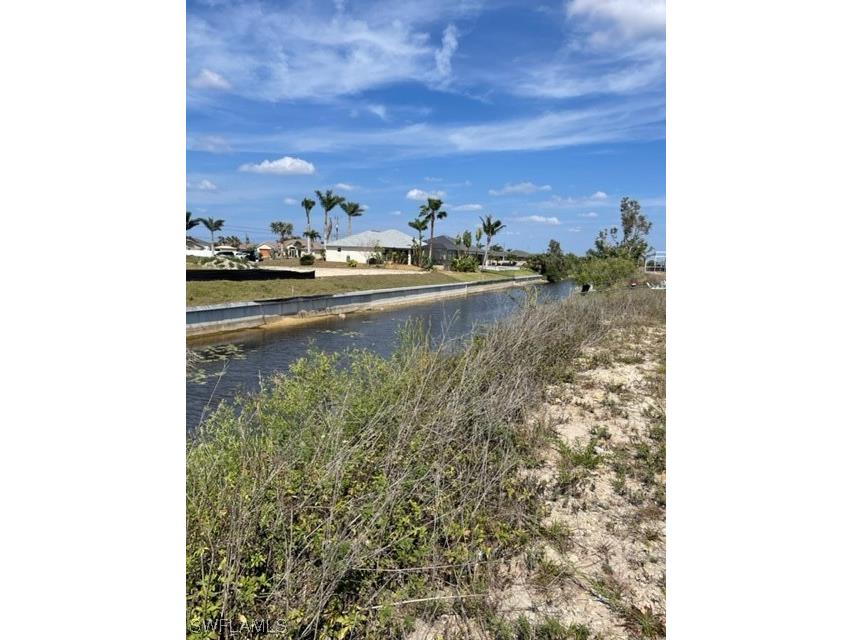 1324 NE 21st Avenue Cape Coral FL 33909 223018845 image1