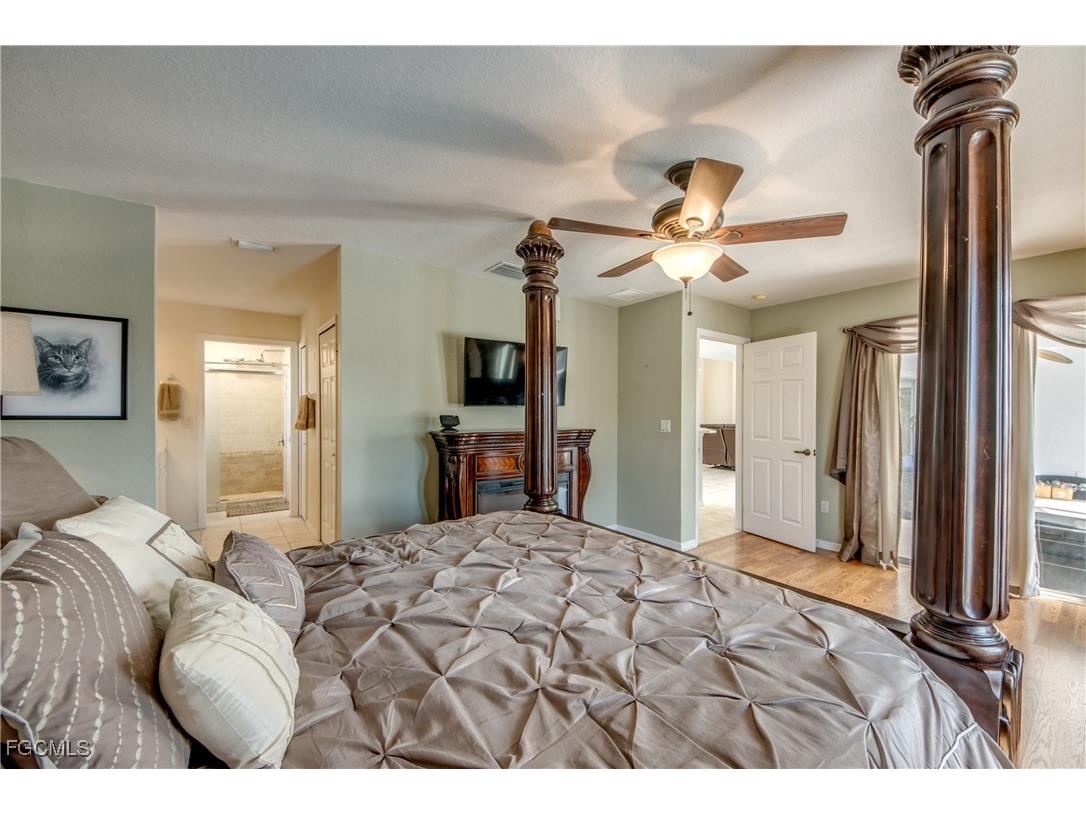 1324 NE 23rd Terrace Cape Coral FL 33909 2026001778 image23