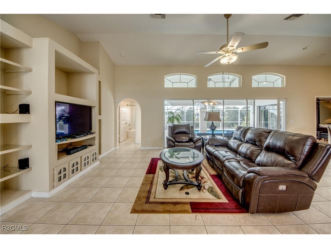 1324 NE 23rd Terrace Cape Coral FL 33909 2026001778 image3