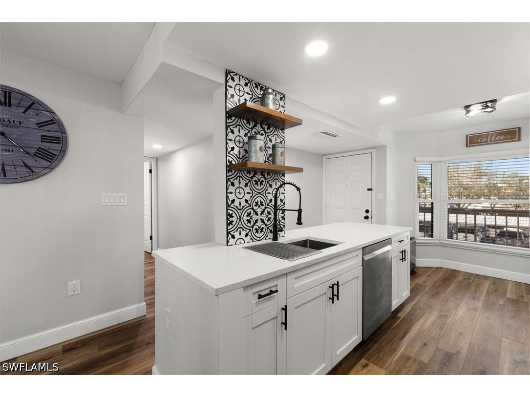 1324 Pasadena Avenue S #204 South Pasadena FL 33707 226013649 image12