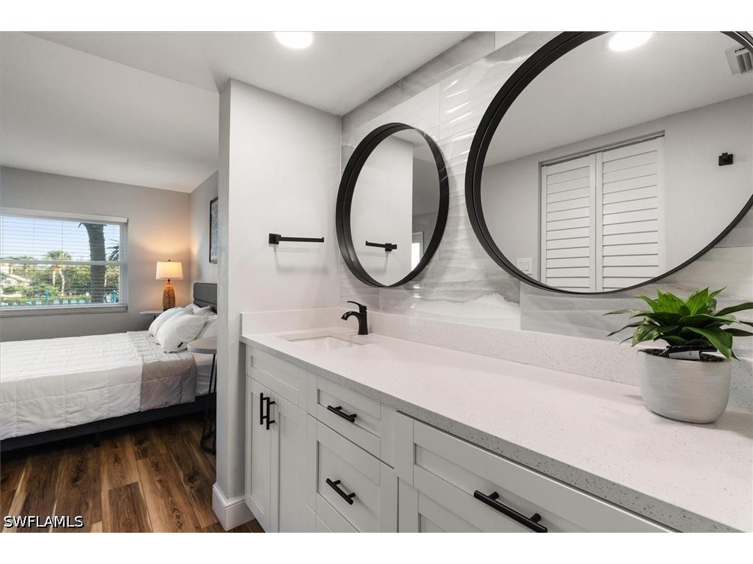 1324 Pasadena Avenue S #204 South Pasadena FL 33707 226013649 image32